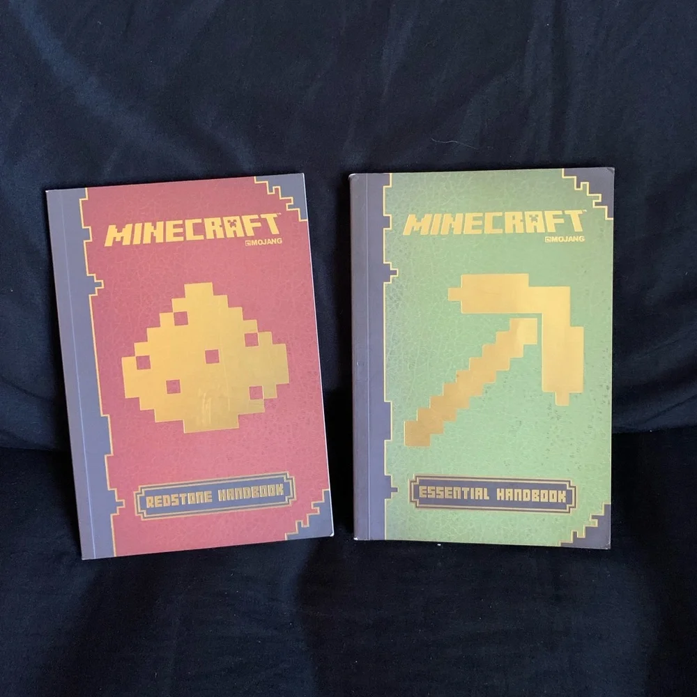MINECRAFT Redstone and Essential Handbooks Set